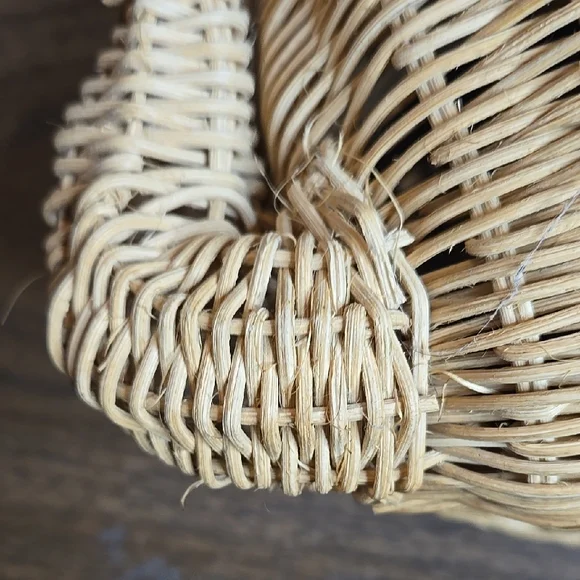 *Vintage 1970s Wicker Frog Planter - Picture 6 of 12